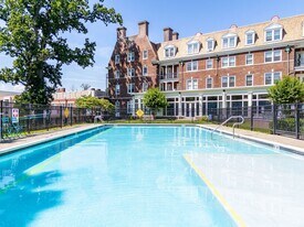 The Palmer in Wynnewood, PA - Building Photo