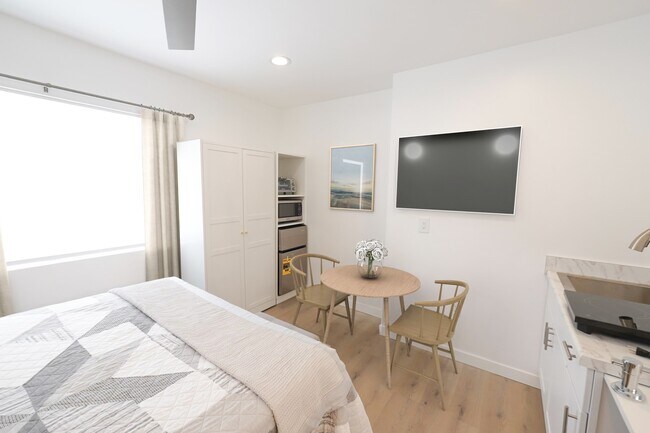 1027 Lincoln Blvd in Santa Monica, CA - Building Photo - Building Photo
