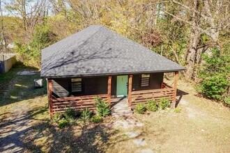 1309 Fay St in Durham, NC - Building Photo - Building Photo