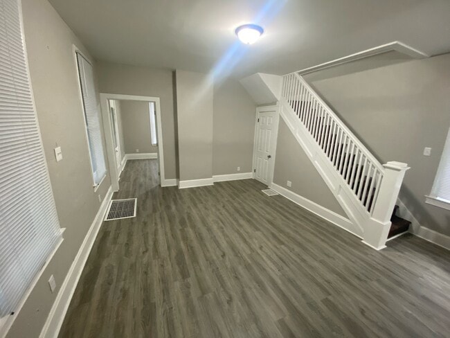 property at 108 N 6th St