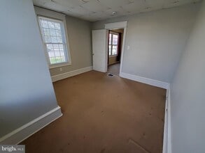 191 W Cohawkin Rd in Clarksboro, NJ - Foto de edificio - Building Photo