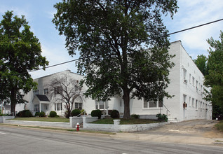 Sadaf Apartments in High Point, NC - Building Photo - Building Photo