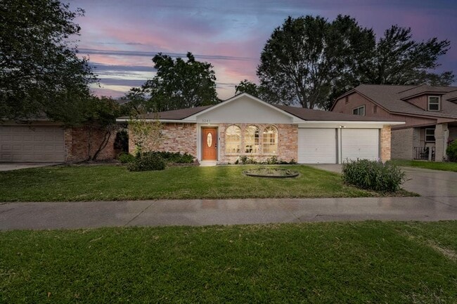 property at 3247 Bolton Gardens Dr