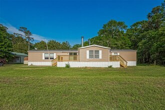 8856 Greenwood Dr in Cleveland, TX - Building Photo - Building Photo