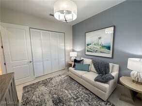 232 Indies Dr E in Naples, FL - Building Photo - Building Photo