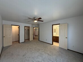 213 Brackendale Ln in Edmond, OK - Building Photo - Building Photo