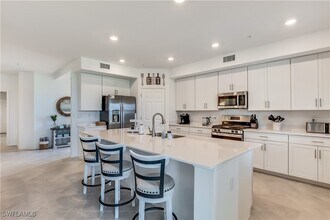 43330 Water Bird Wy in Punta Gorda, FL - Foto de edificio - Building Photo