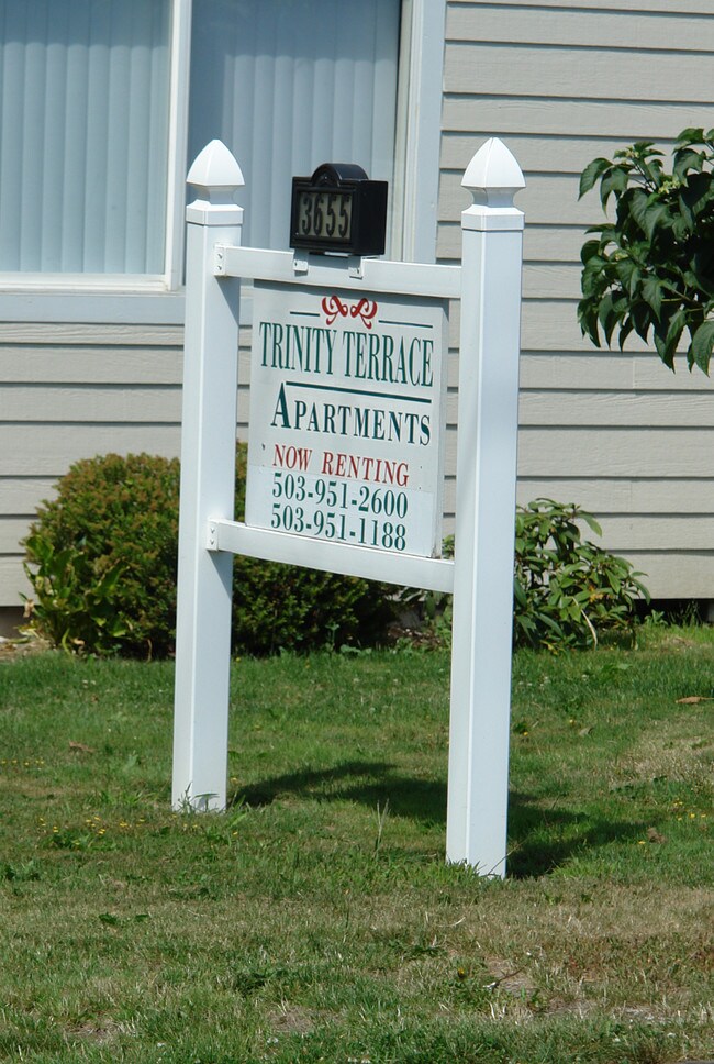 Trinity Terrace Apartments in Salem, OR - Building Photo - Other