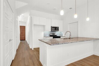 3676 Rickshaw Dr in Dallas, TX - Building Photo - Building Photo