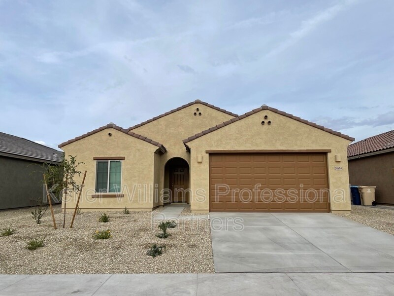 24514 W Ripple Rd in Buckeye, AZ - Building Photo