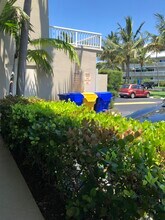 2565 S Ocean Blvd, Unit 302 in Palm Beach, FL - Building Photo - Building Photo