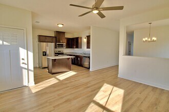 18 Walker St in Ludowici, GA - Building Photo - Building Photo