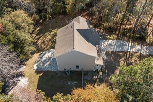 607 Mayapple Ln in Hubert, NC - Building Photo - Building Photo