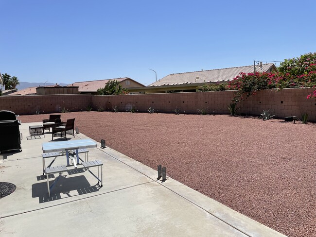 47734 Mirage Way in Indio, CA - Foto de edificio - Building Photo