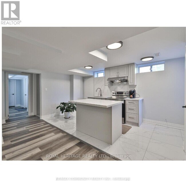 2493 Earl Grey Ave in Pickering, ON - Building Photo - Building Photo