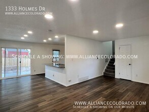 1333 Holmes Dr in Colorado Springs, CO - Building Photo - Building Photo