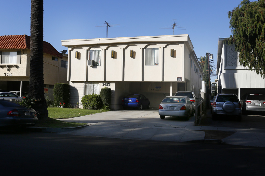 3425 Jasmine Ave in Los Angeles, CA - Foto de edificio