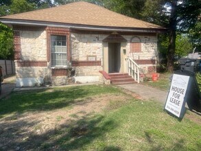 616 Parkview Ave in Dallas, TX - Building Photo - Building Photo