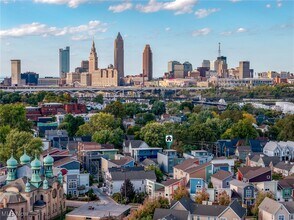 704 University Ct in Cleveland, OH - Building Photo - Building Photo