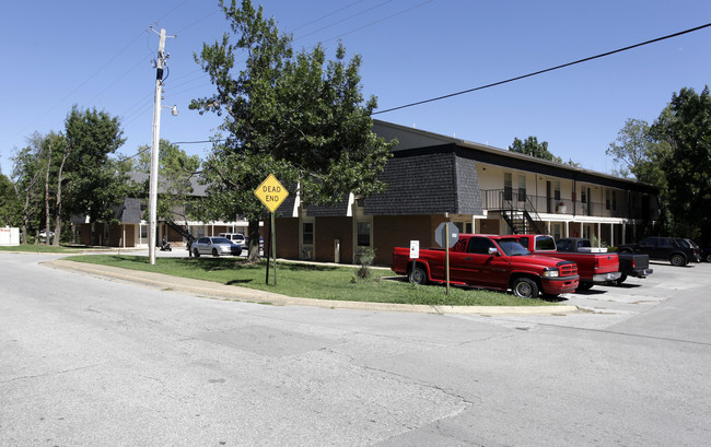 Chestnut Apartments in Fayetteville, AR - Foto de edificio - Building Photo