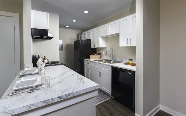 600 Barwood Park, Unit 1737 in Austin, TX - Foto de edificio - Building Photo