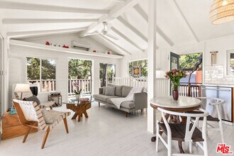 1553 Penny Rd in Topanga, CA - Building Photo - Building Photo