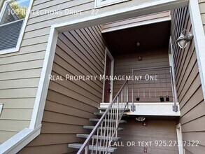 100 Reflections Dr in San Ramon, CA - Building Photo - Building Photo