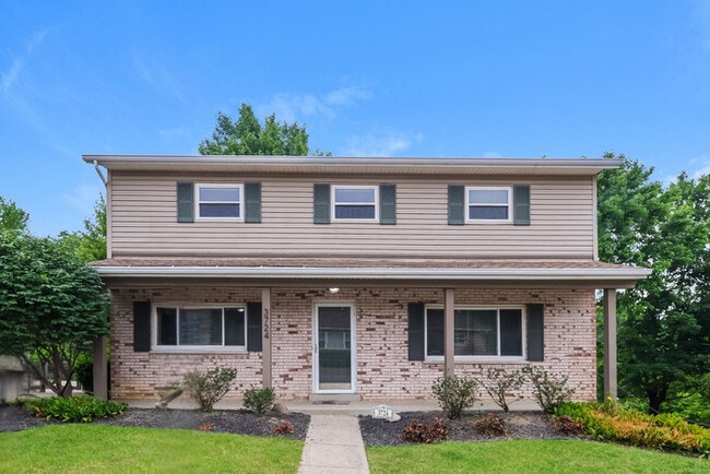 property at 3724 Cliffwood Ct