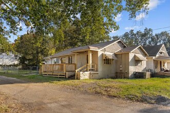 5419 Main St in Midfield, AL - Foto de edificio - Building Photo