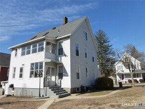 28 Frederick St in Naugatuck, CT - Building Photo - Building Photo