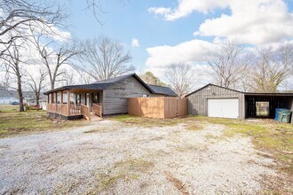 8229 Patterson Rd in Chattanooga, TN - Building Photo - Building Photo