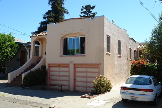 3818-3820 Shafter Ave in Oakland, CA - Foto de edificio - Building Photo