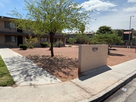 3726 Hazelwood St in Las Vegas, NV - Building Photo