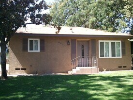 431-433 F St in Bakersfield, CA - Building Photo