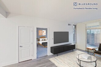 2400 W El Camino Real in Mountain View, CA - Building Photo - Building Photo