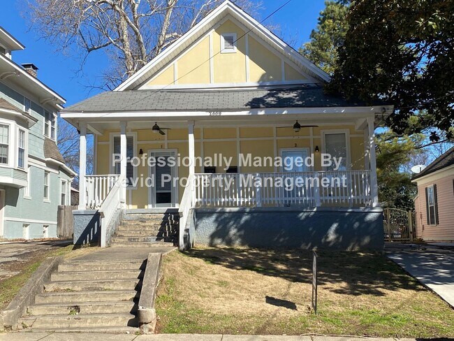 property at 2008 Courtland Pl