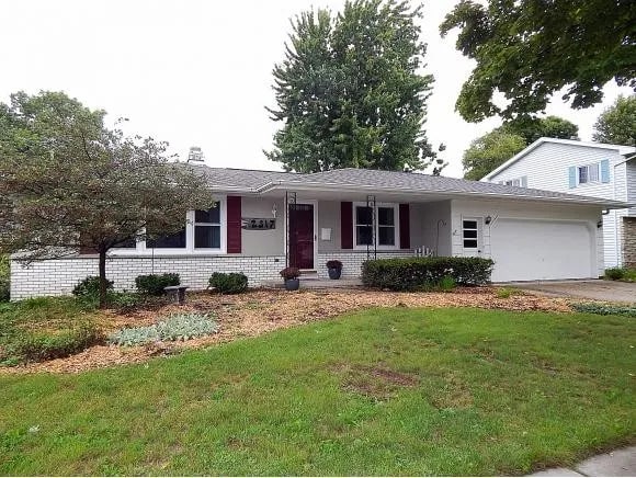property at 2517 N Kirkland Ct