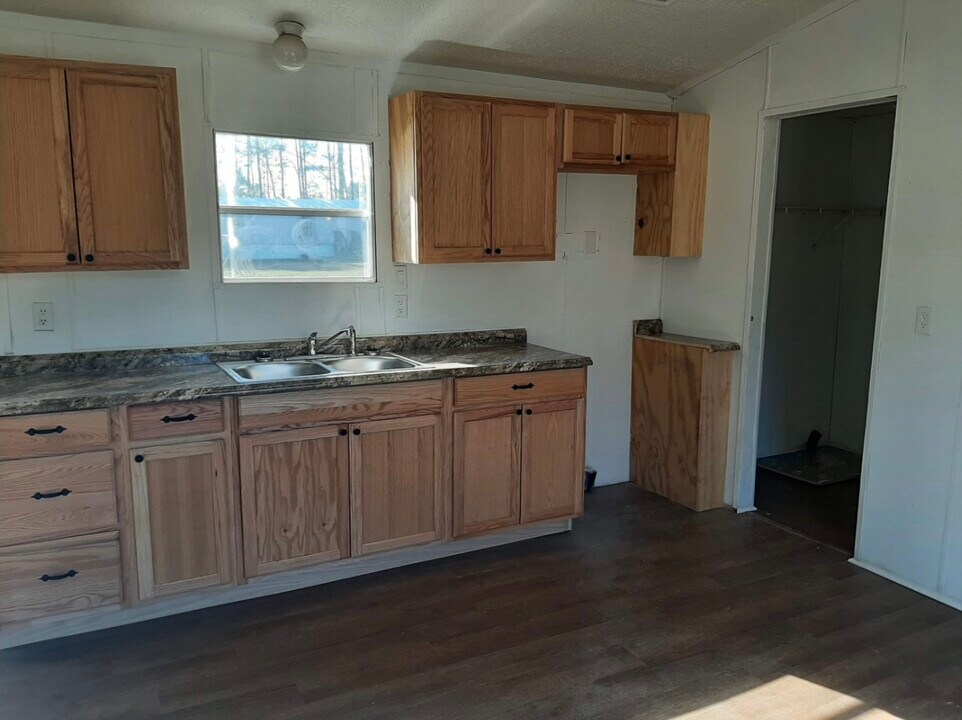 189 Wild Forest Ln in Sanford, NC - Building Photo