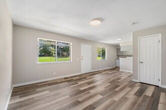 1242 S Uvalda St in Aurora, CO - Building Photo - Building Photo