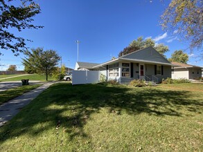 1203 13th Ave NW in Rochester, MN - Building Photo - Building Photo