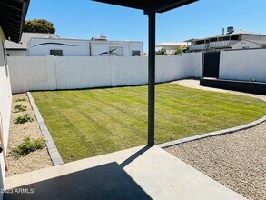 1145 W Tulane Dr, Unit Private Room in Tempe, AZ - Building Photo - Building Photo