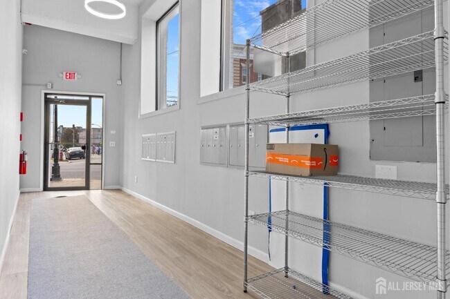226 New Brunswick Ave in Perth Amboy, NJ - Building Photo - Building Photo