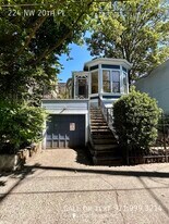 224 NW 20th Pl in Portland, OR - Building Photo