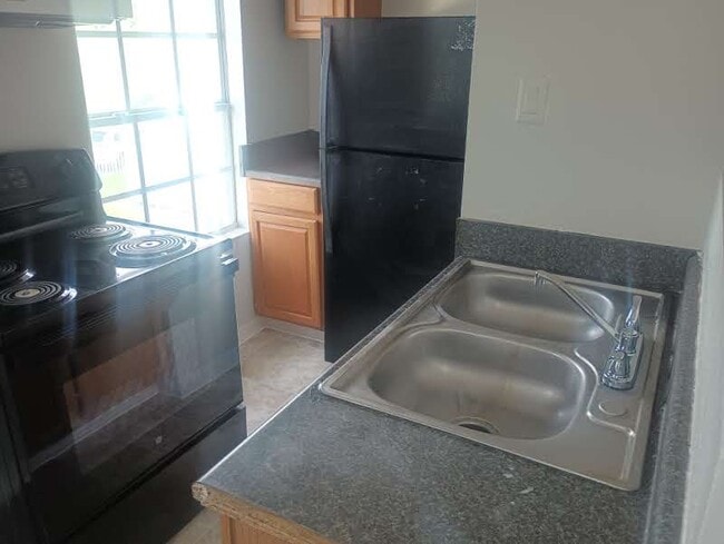 1002 Avenue E, Unit Apt 4 - Upper Left in Haines City, FL - Foto de edificio - Building Photo