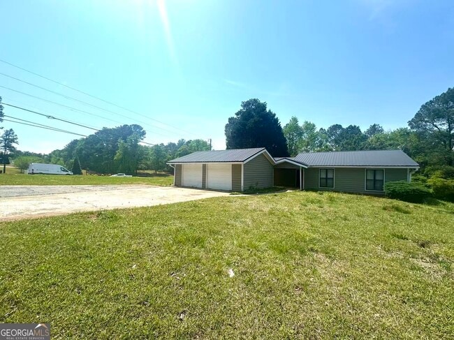 100 Lakeview Ln in Fayetteville, GA - Building Photo - Building Photo