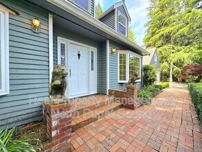 18213 157th Ave NE in Woodinville, WA - Building Photo - Building Photo