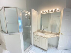 3310 Crystal Creek Blvd in Orlando, FL - Building Photo - Building Photo