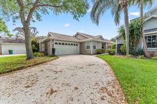 1612 Pga Blvd in Melbourne, FL - Building Photo