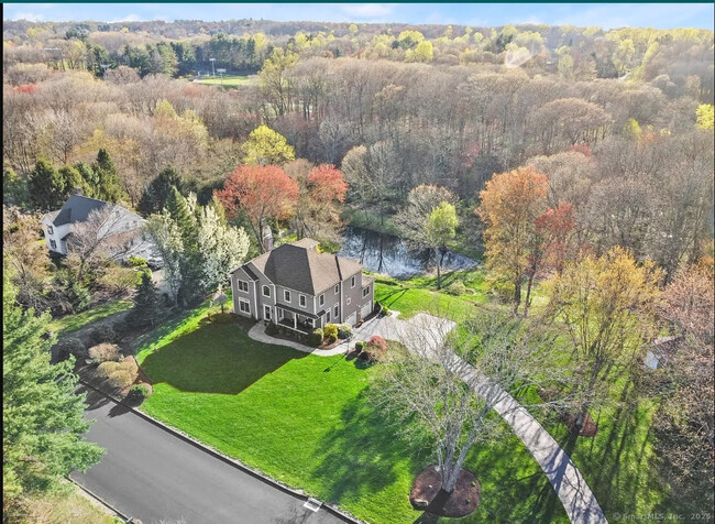 property at 18 Robin Ln