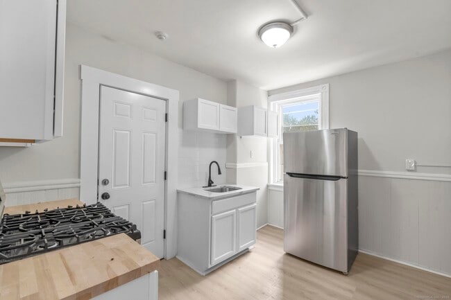 property at 236 Oak St